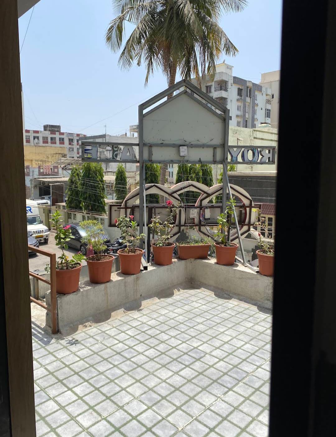 HOTEL ROYAL PALACE